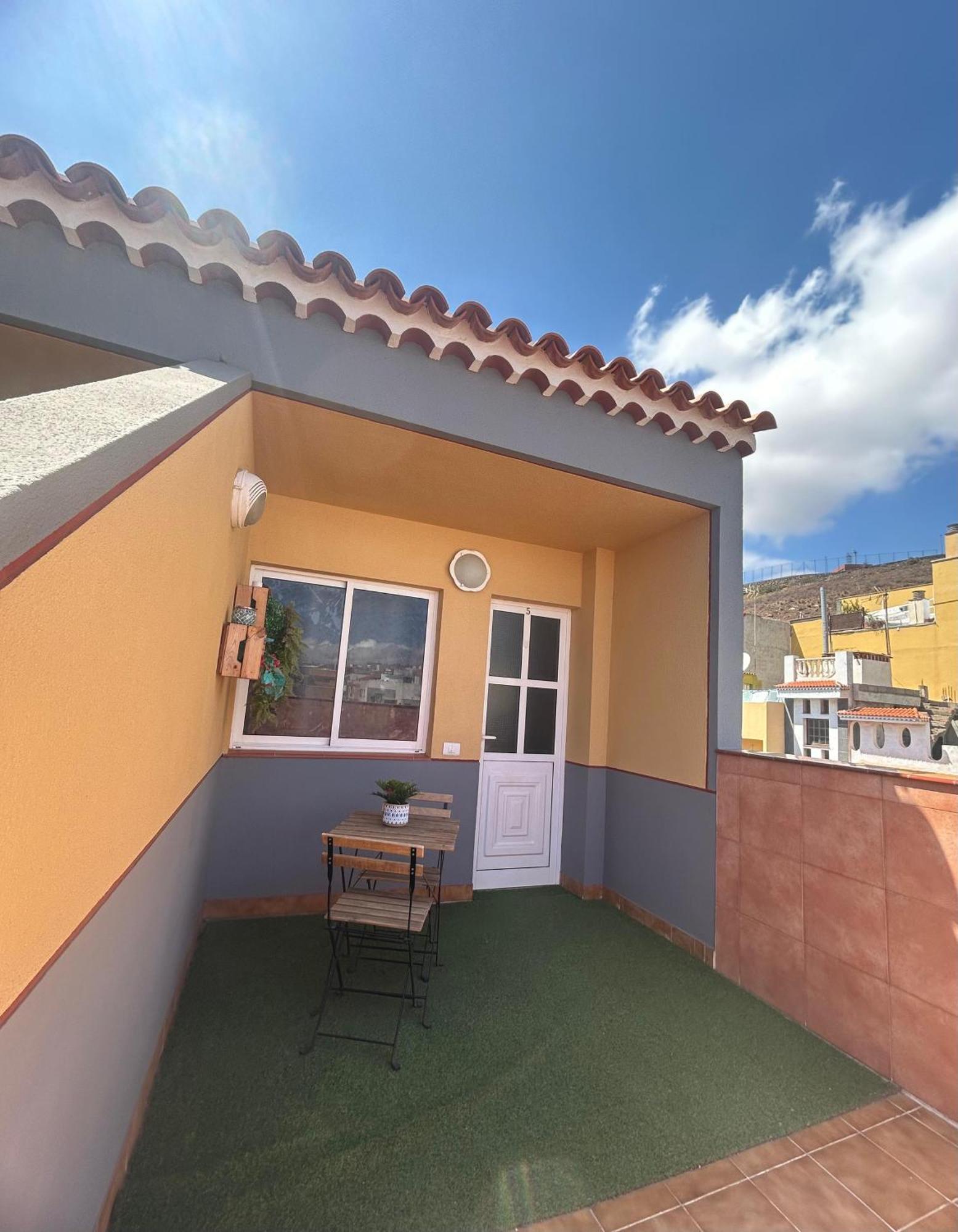 Acogedor Atico Con Terraza En San Cristobal De La Laguna Exterior photo